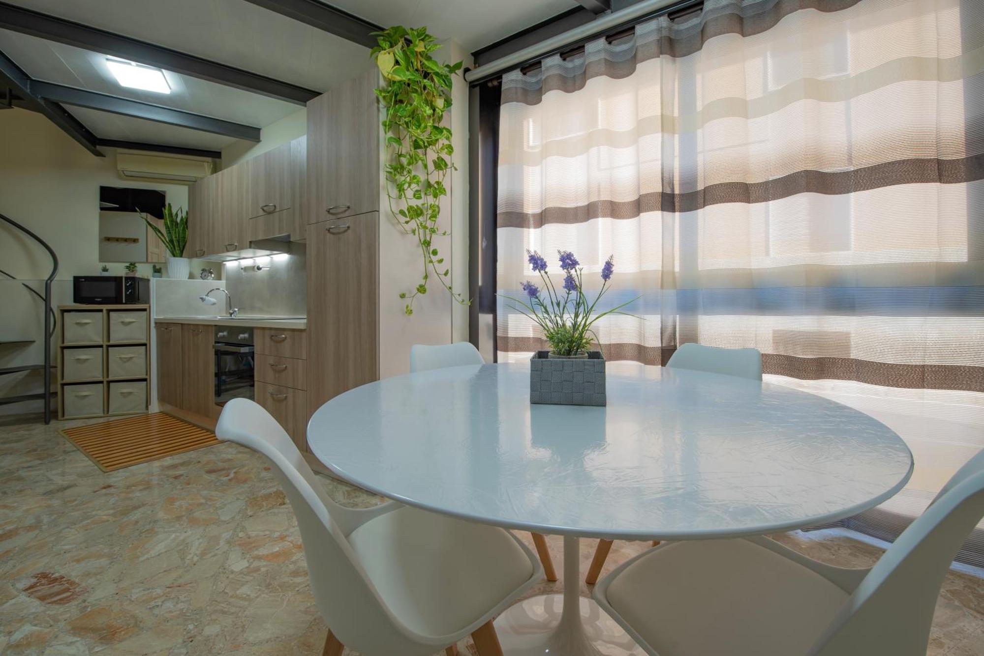 Loft32Pavia, Moderno Appartamento Di 60Mq In Zona Stazione 외부 사진